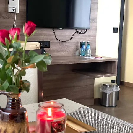 Hotel Naam & Frankfurt City-messe Airport Frankfurt am Main