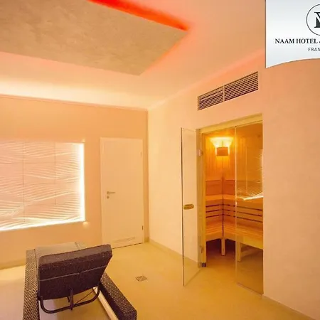 Naam & Frankfurt City-messe Airport 3*