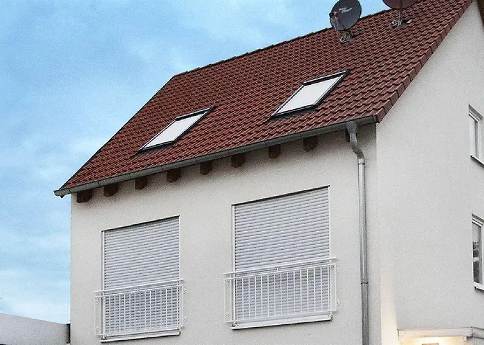 ホテル Naam & Frankfurt City-messe Airport 3*