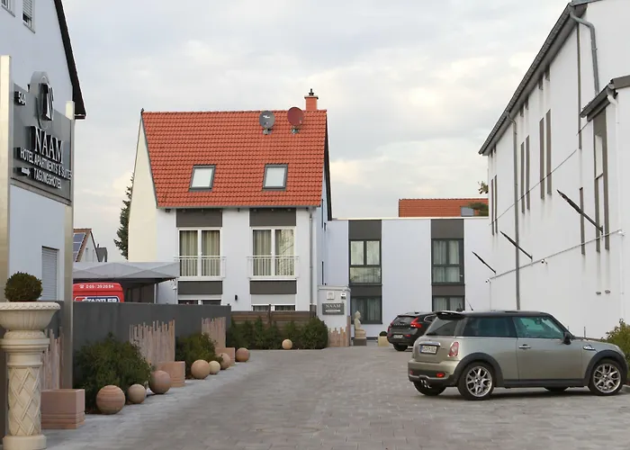 Naam & Frankfurt City-messe Airport