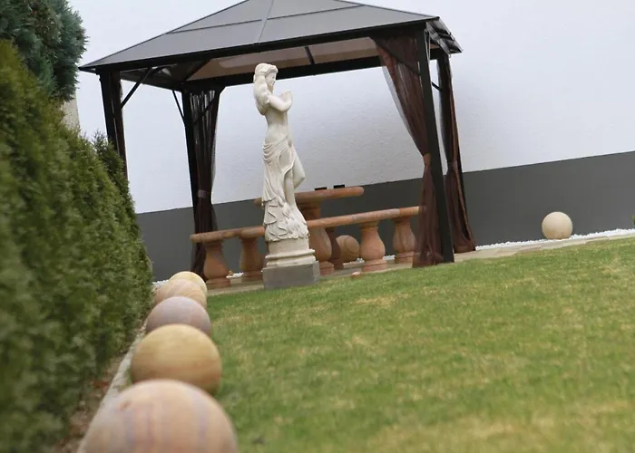 Naam & Frankfurt City-messe Airport 3* フランクフルト