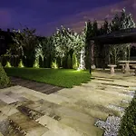 Hotel Naam & Frankfurt City-messe Airport