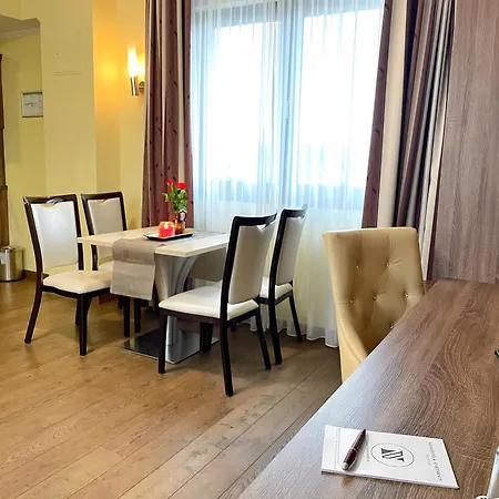 Naam & Frankfurt City-messe Airport Hotel Frankfurt nad Menem