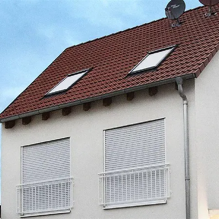 Szálloda Naam & Frankfurt City-messe Airport 3*