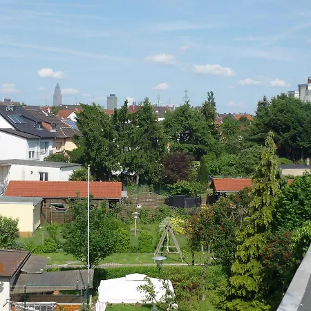 Naam & Frankfurt City-messe Airport Frankfurt am Main