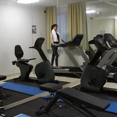 Naam & Frankfurt City-messe Airport Szálloda Frankfurt am Main