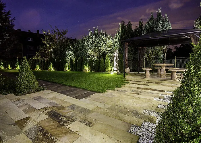 Hotel Naam & Frankfurt City-messe Airport