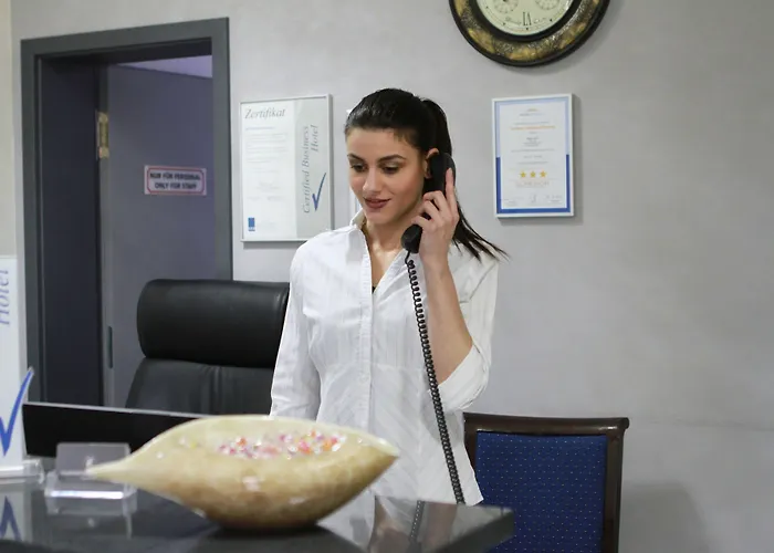 Naam & Frankfurt City-messe Airport Hotel