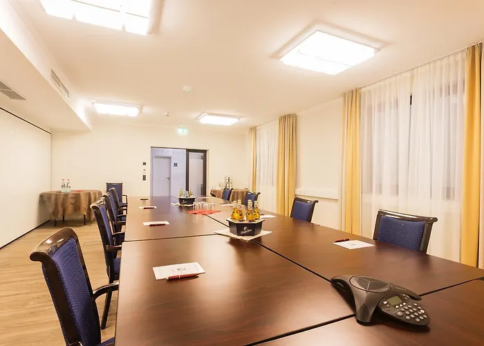 Naam & Frankfurt City-messe Airport 3* Frankfurt am Main