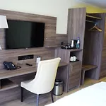 Naam & Frankfurt City-messe Airport Hotel